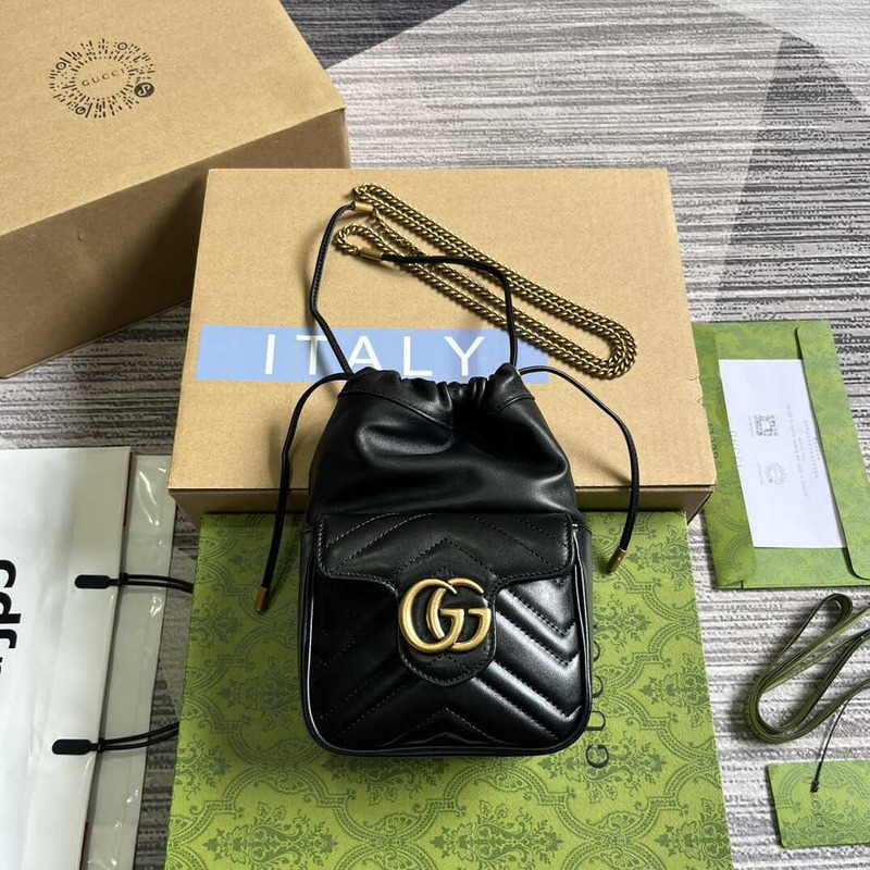 G*u*i gg marmont mini bucket bag black