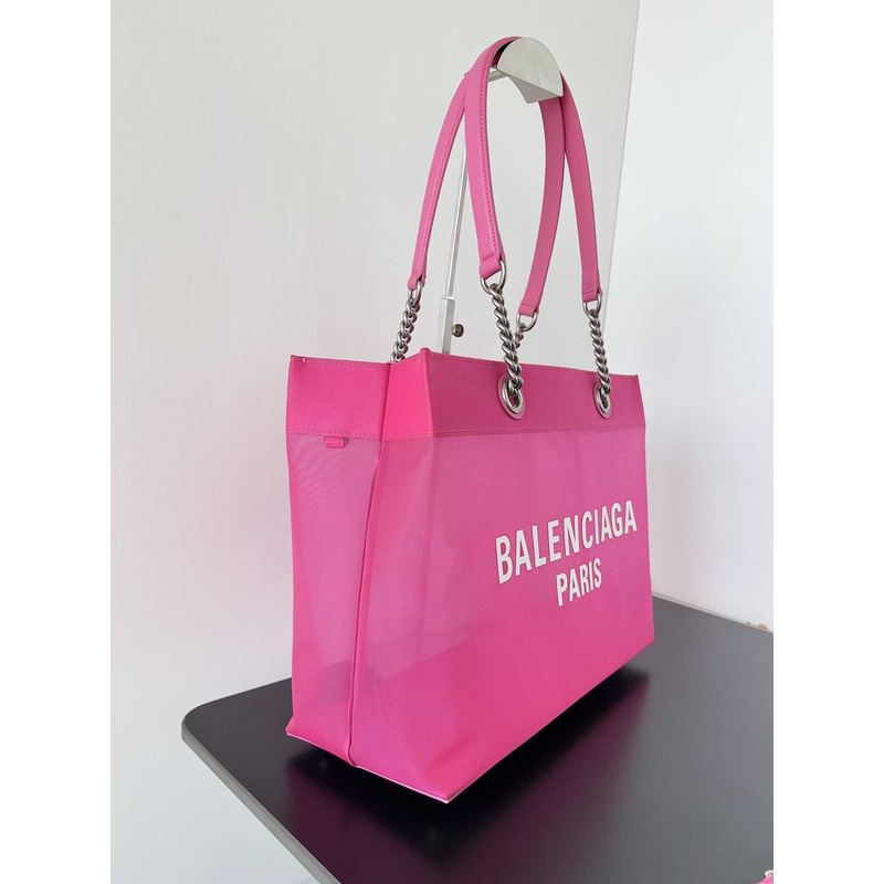 Ba*len*cia*ga duty free medium mesh tote bag in white/fuchsia