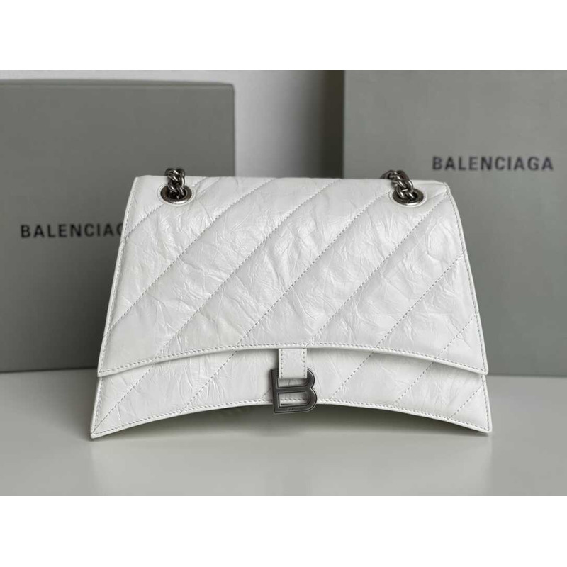 Ba*len*cia*ga crush quilted shoulder bag calfskin white