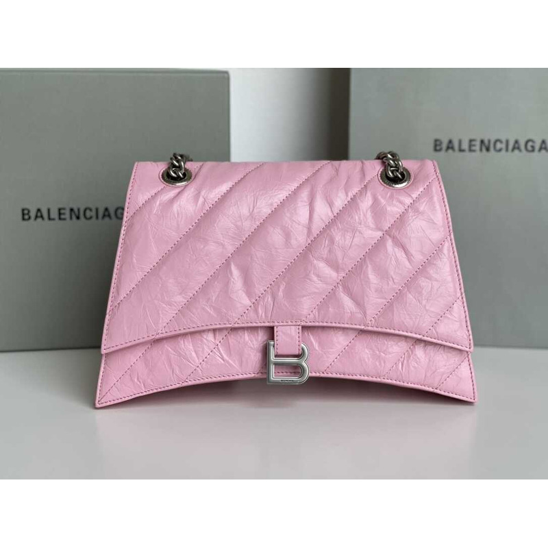 Ba*len*cia*ga crush quilted shoulder bag calfskin pink