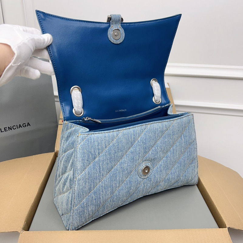 Ba*len*cia*ga crush quilted calfskin shoulder bag denim blue