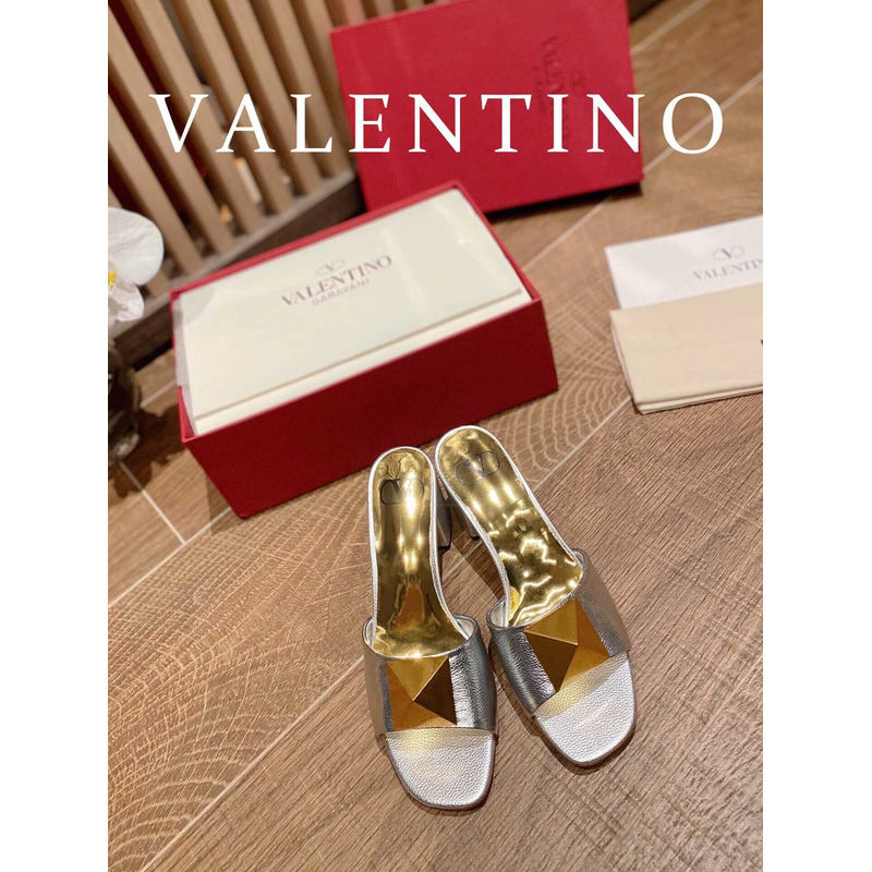 Valentino Rockstud-detail Open-toe Sandals Silver