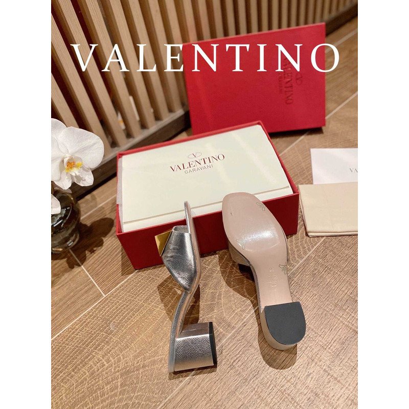 Valentino Rockstud-detail Open-toe Sandals Silver