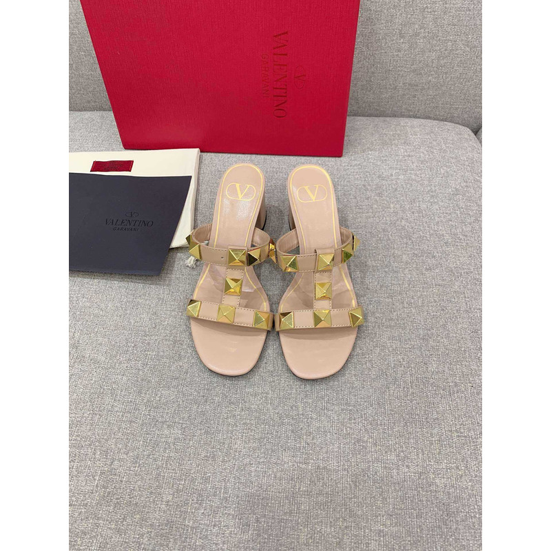 Valentino Valentino Roman Stud Slides Beige