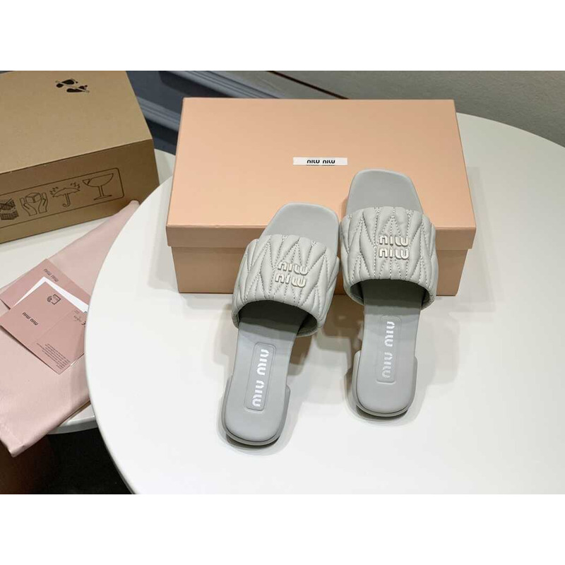 Miu Miu Matelassé Slipper Sandal In Soft Suede Gray