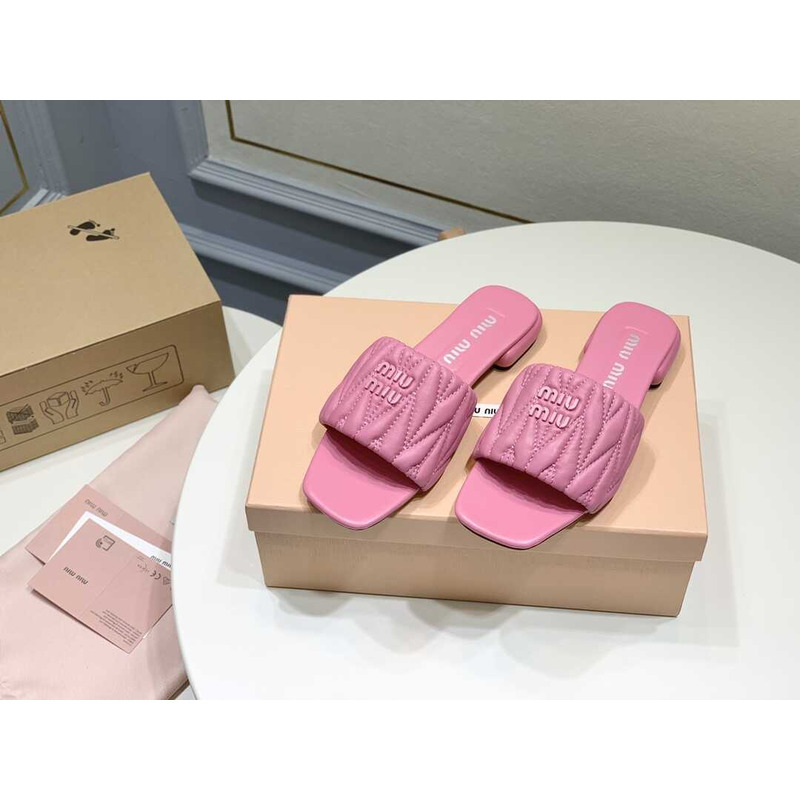 Miu Miu Matelassé Slipper Sandal In Soft Suede Pink