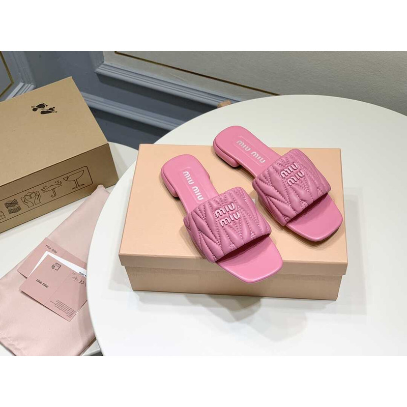 Miu Miu Matelassé Slipper Sandal In Soft Suede Pink