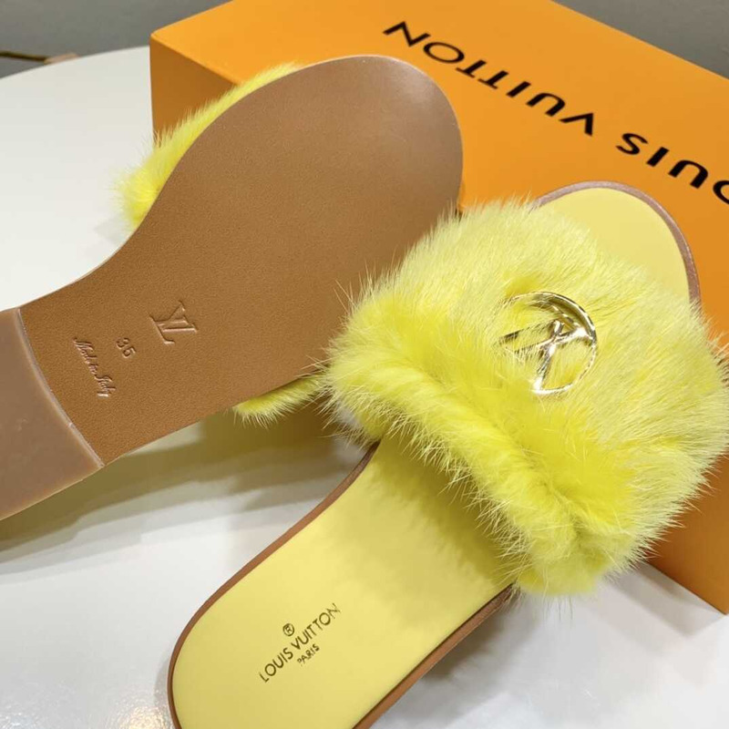 l**is V*t*n yellow furry slippers