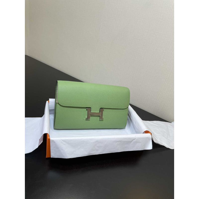 H**mes constance wallet to go silver hardware green