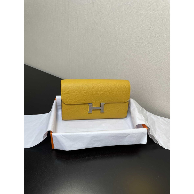 H**mes constance wallet to go silver hardware yellow