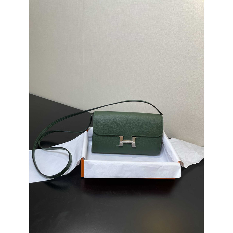 H**mes constance wallet to go silver hardware green