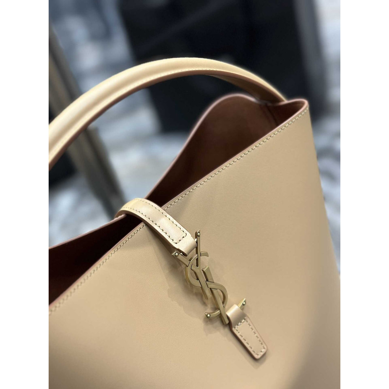 Saint Laurent Le 37 Bucket Bag In Beige