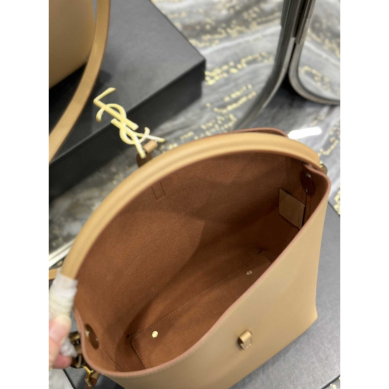 Saint Laurent Le 37 Bucket Bag In Beige