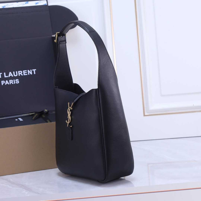 Saint Laurent Le 37 Leather Bucket Bag Black