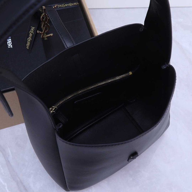 Saint Laurent Le 37 Leather Bucket Bag Black