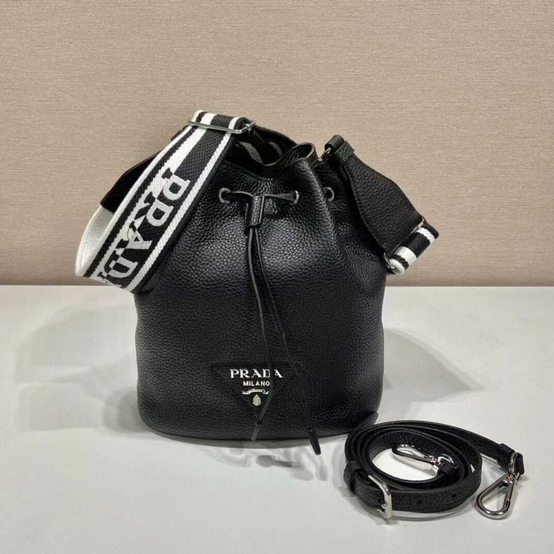 Pra*a leather bucket bag black