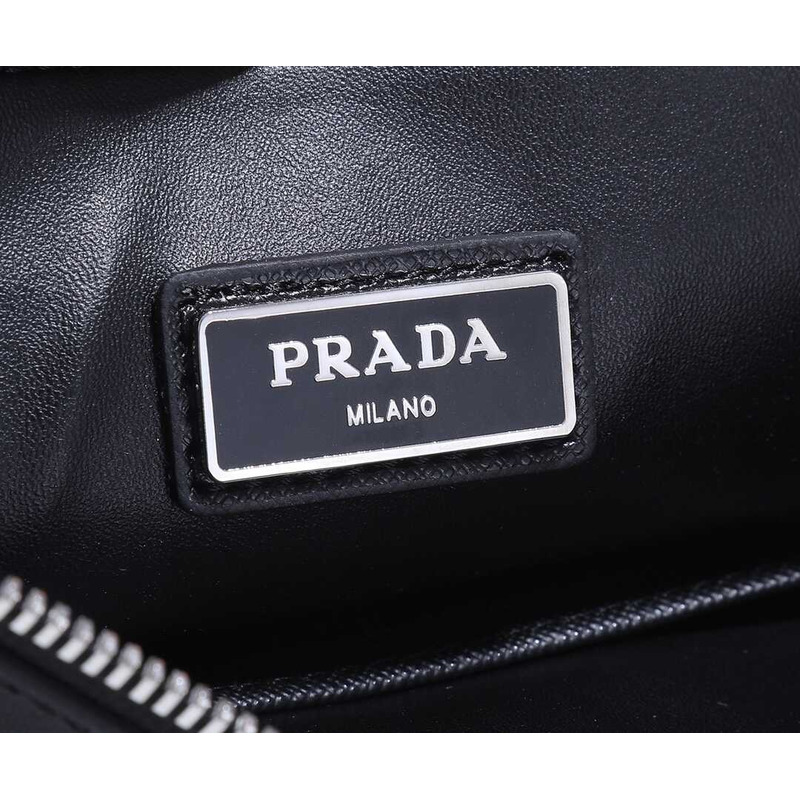 Pra*a leather pouch blue