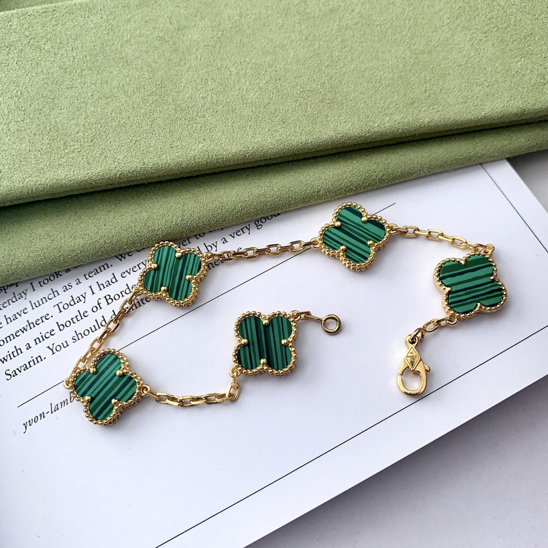 Van Cleef & ArPels Alhambra Bracelet Green