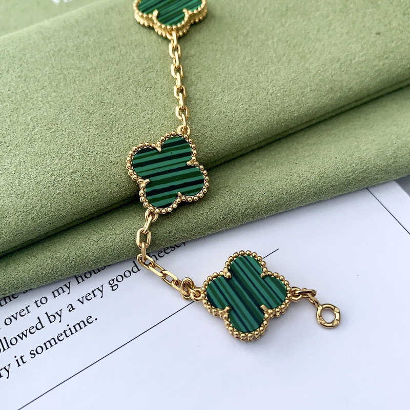 Van Cleef & ArPels Alhambra Bracelet Green