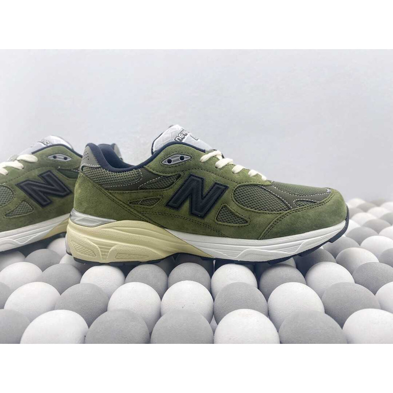 New Balance x JJJJound 990v3 Olive