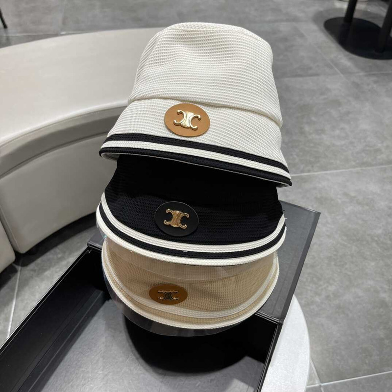 Ce**e bucket hat beige