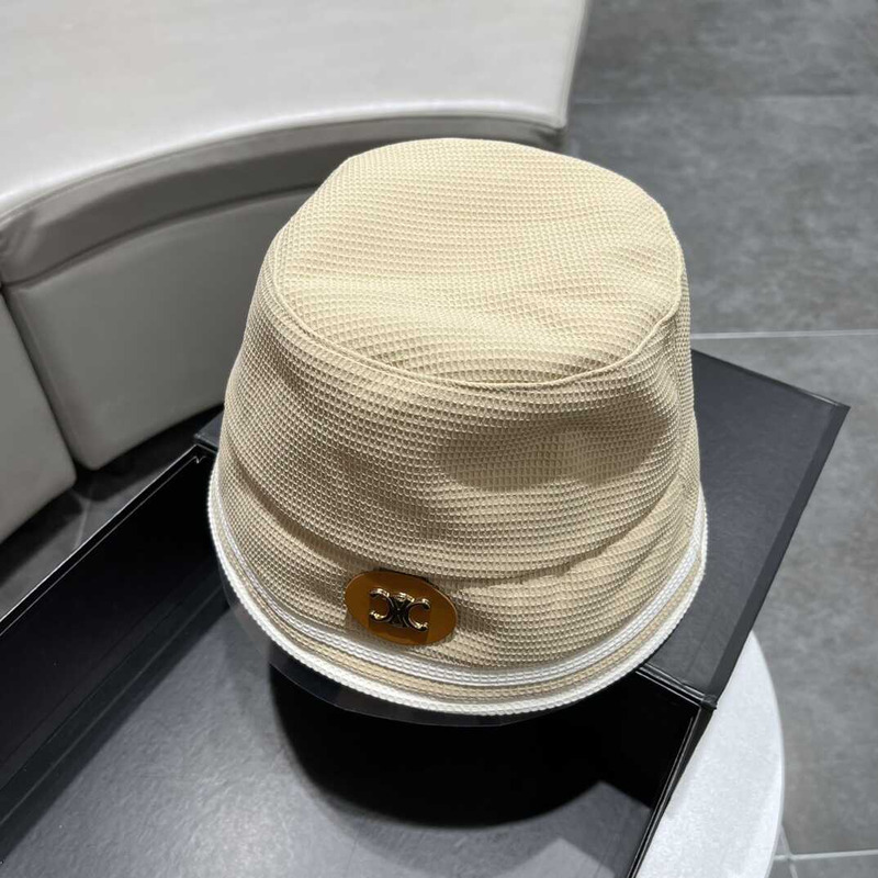 Ce**e bucket hat beige