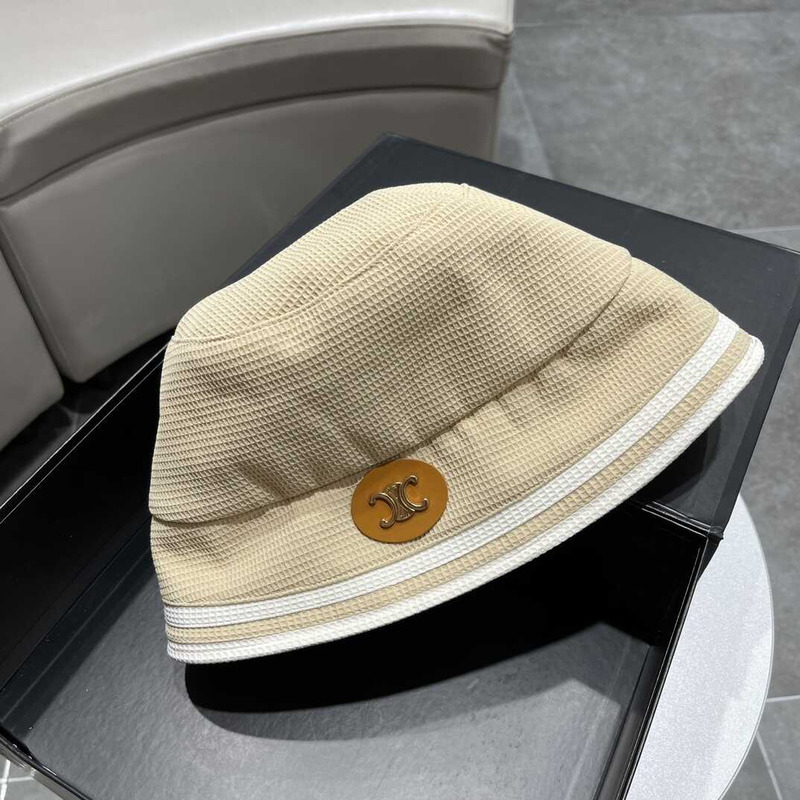 Ce**e bucket hat beige