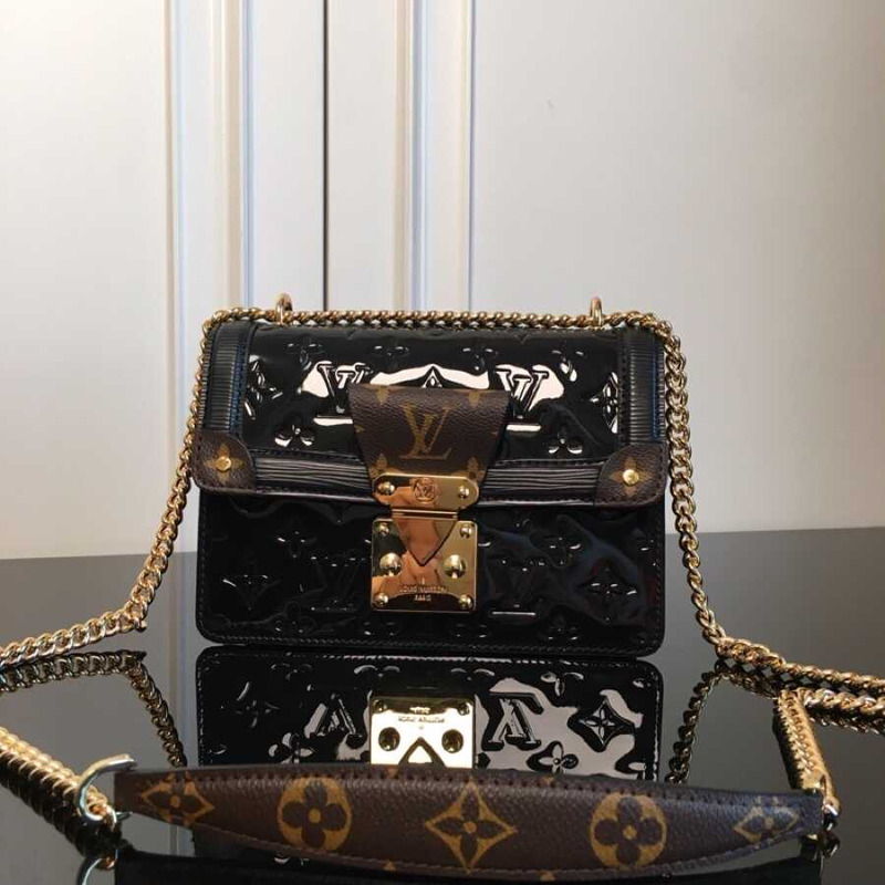 l**is V*t*n lv wynwood chain bag patent leather black