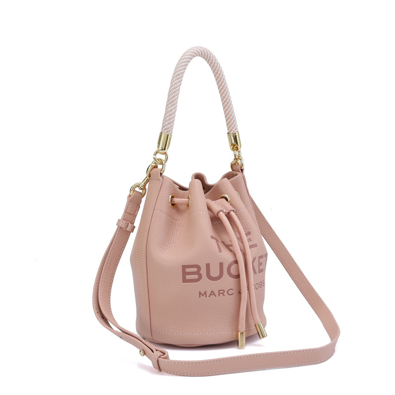 Marc Jacobs The Leather Bucket Bag Light Pink