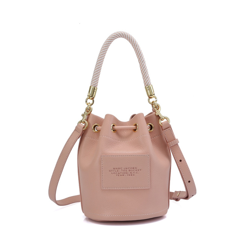 Marc Jacobs The Leather Bucket Bag Light Pink