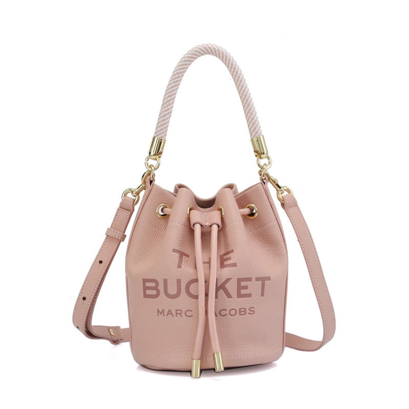 Marc Jacobs The Leather Bucket Bag Light Pink