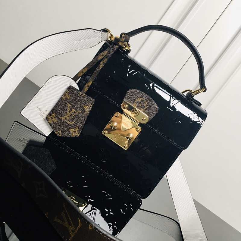 l**is V*t*n spring street bag patent leather black