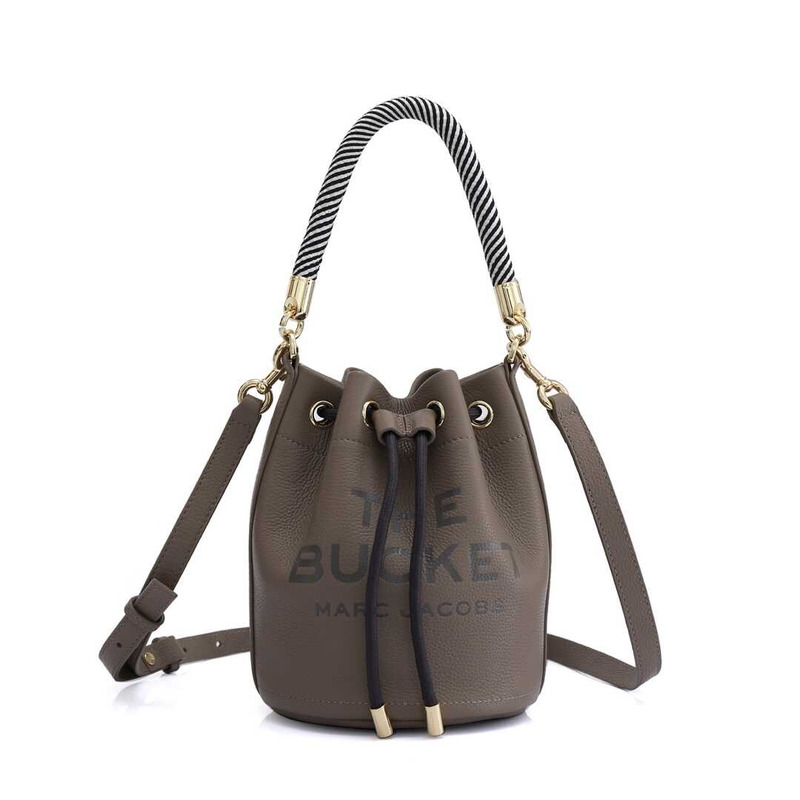 Marc Jacobs The Leather Bucket Bag Brown