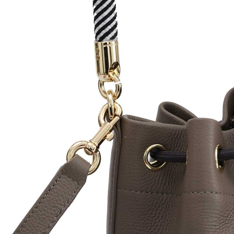 Marc Jacobs The Leather Bucket Bag Brown