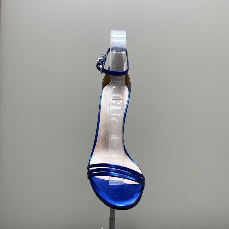 G*u*i stiletto heels blue