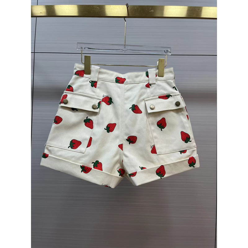 G*u*i strawberry short cream white