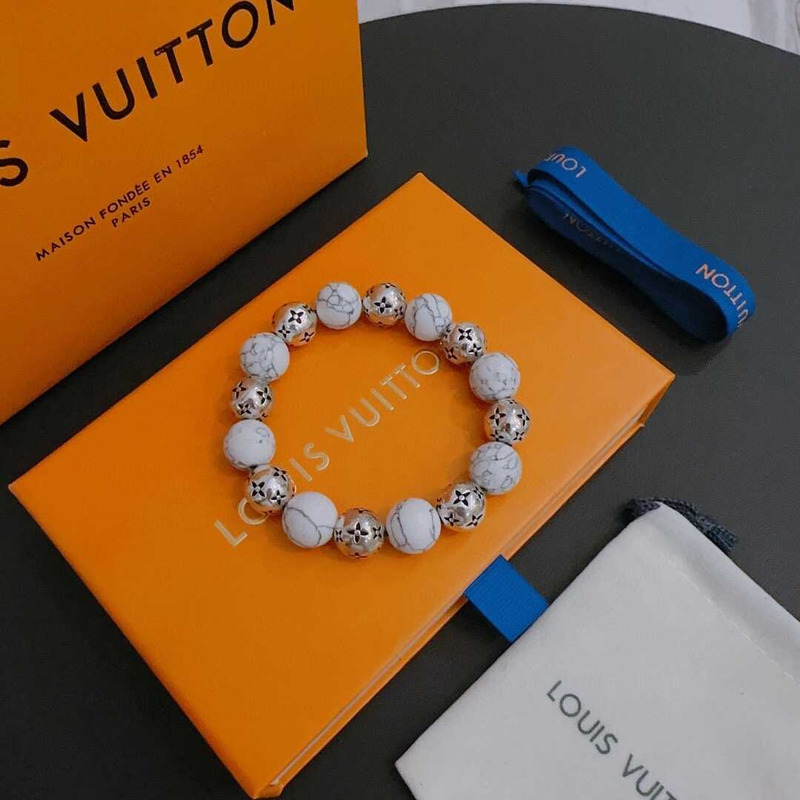 l**is V*t*n beads bracelet white/silver