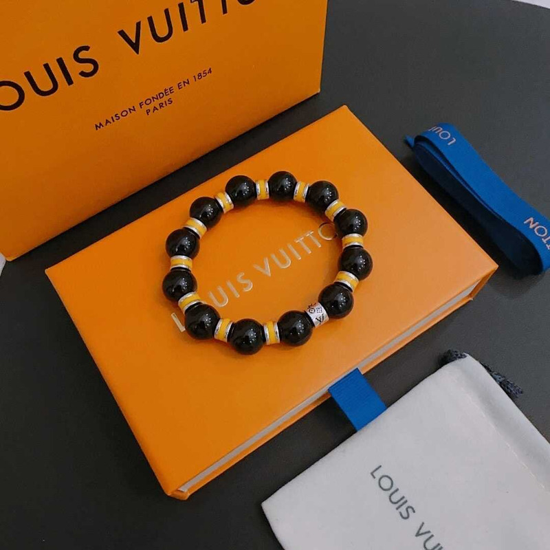 l**is V*t*n beads bracelet black