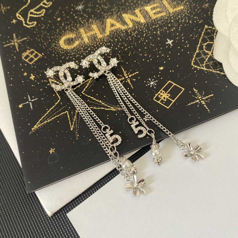 Ch*el cc logo rhinestone star/pearl pendant earrings silver