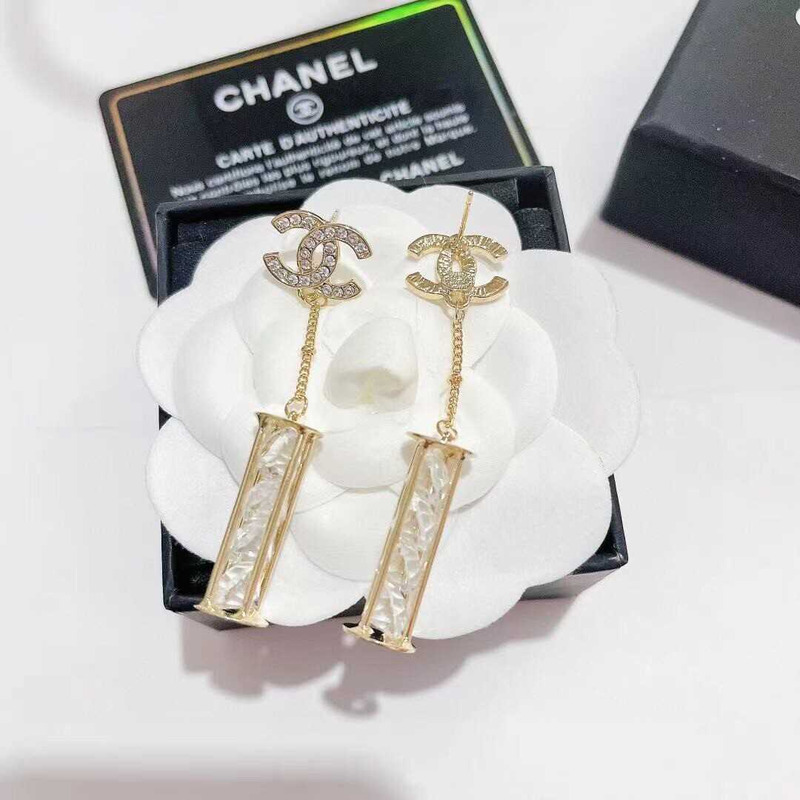 Ch*el cc drop earring gold