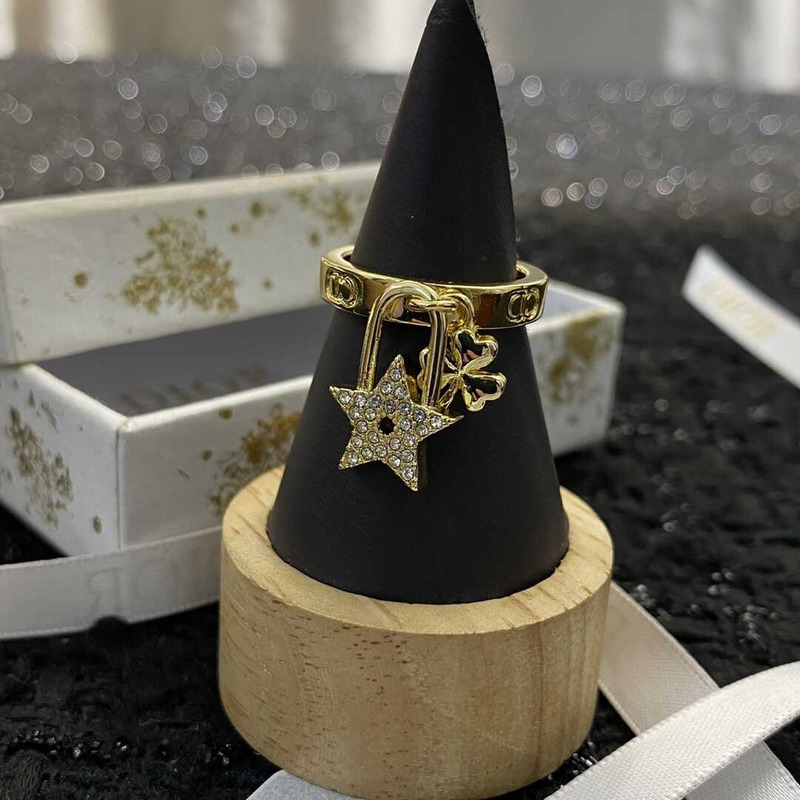 D*or crystal star ring gold