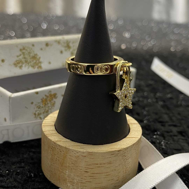 D*or crystal star ring gold