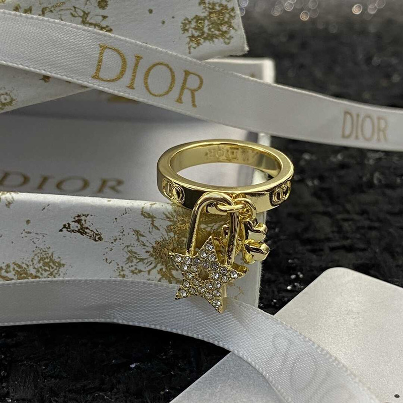 D*or crystal star ring gold