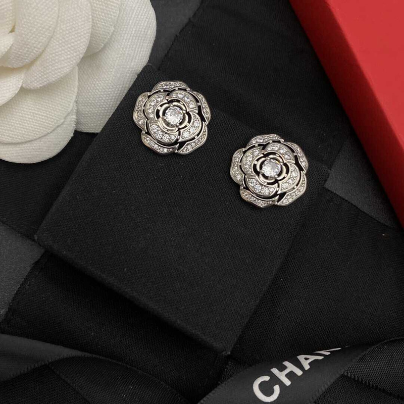 Ch*el flower earrings silver