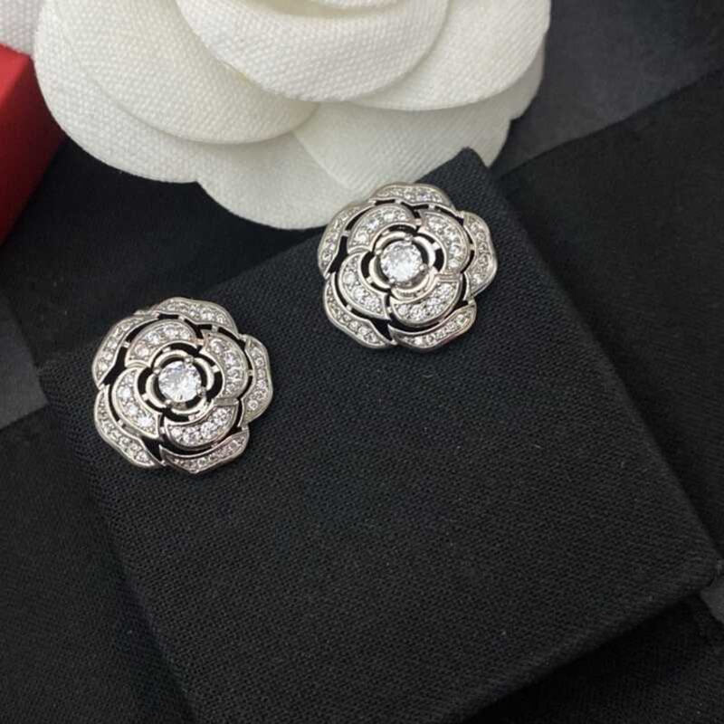 Ch*el flower earrings silver