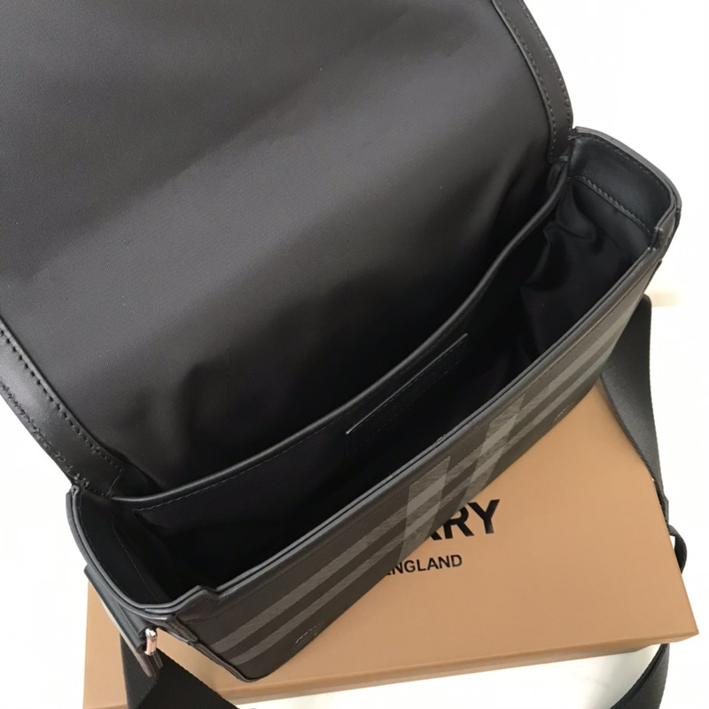 B**rry small alfred messenger bag