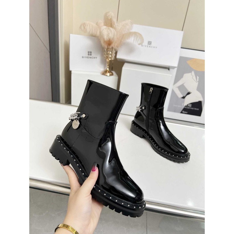 Givenchy Chain Boots Patent Leater Black