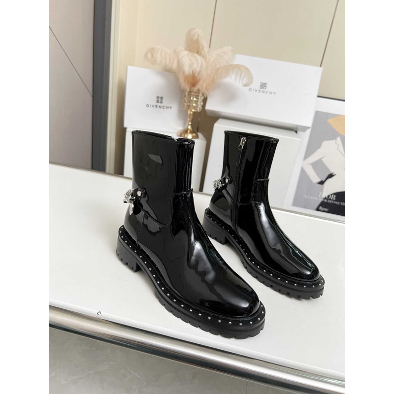 Givenchy Chain Boots Patent Leater Black