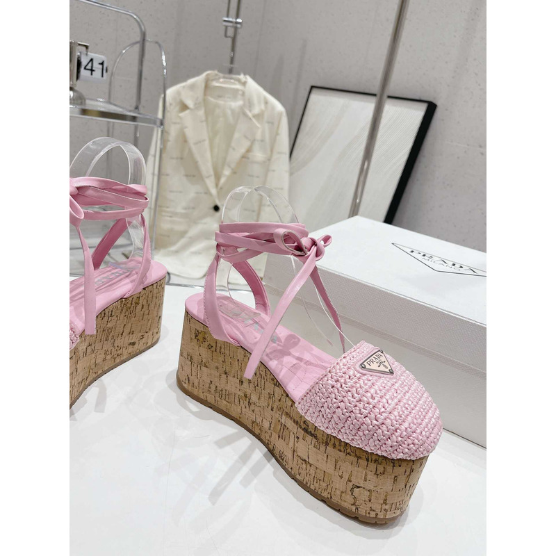 Pra*a raffia wedge sandals pink