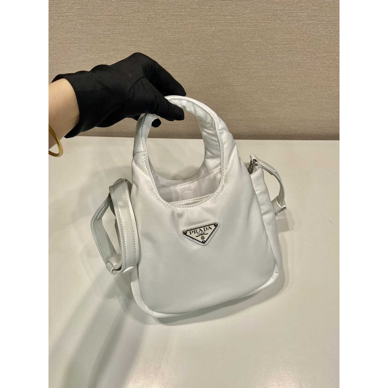 Pra*a soft medium tote nappa leather white